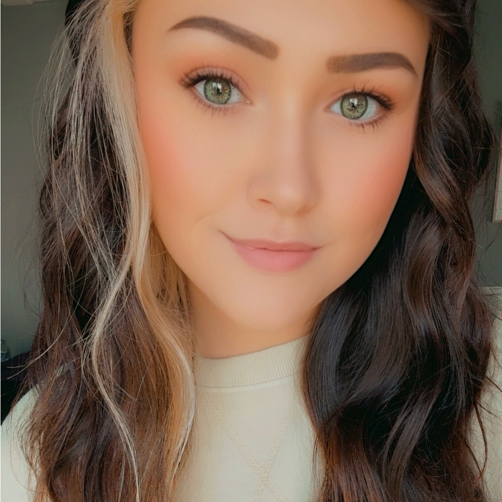 Meet your Posher, Falyn